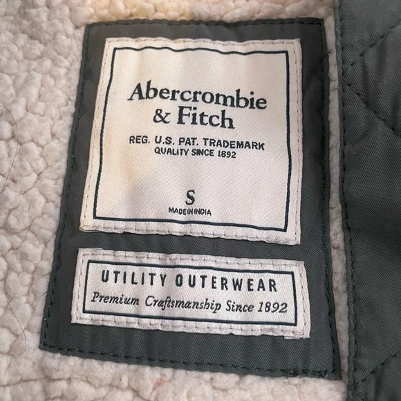 Abercrombie & Fitch Winter Parka Jacket - Picture 2 of 6